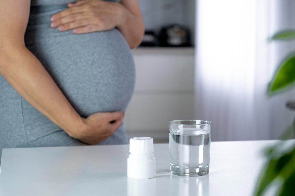 Hidratarea în sarcină: De ce e crucială